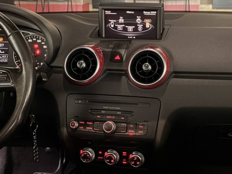 AUDI - A1 - 2011/2011 - Vermelha - R$ 64.900,00