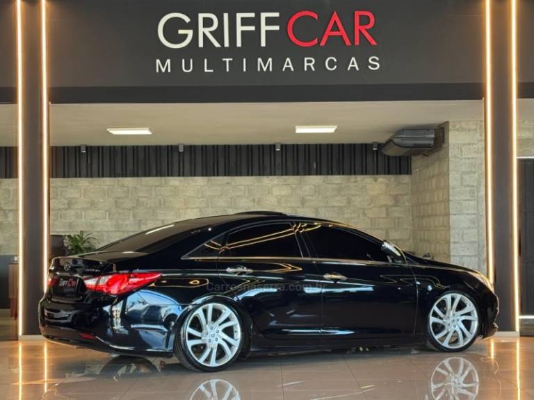 HYUNDAI - SONATA - 2012/2013 - Preta - R$ 73.900,00