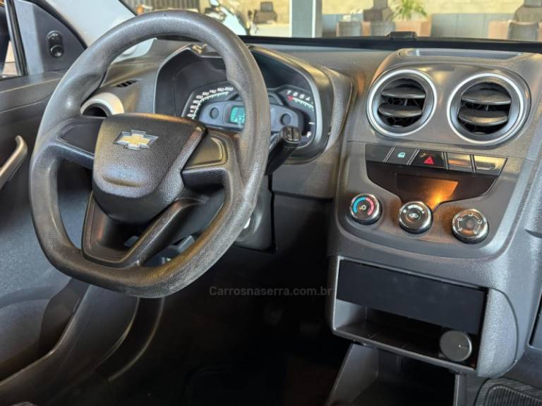 CHEVROLET - MONTANA - 2020/2021 - Branca - R$ 55.900,00