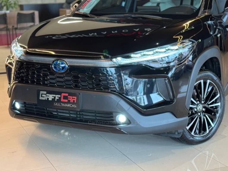 TOYOTA - COROLLA - 2024/2025 - Preta - R$ 205.900,00