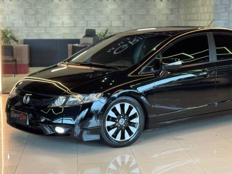 HONDA - CIVIC - 2011/2011 - Preta - R$ 49.900,00