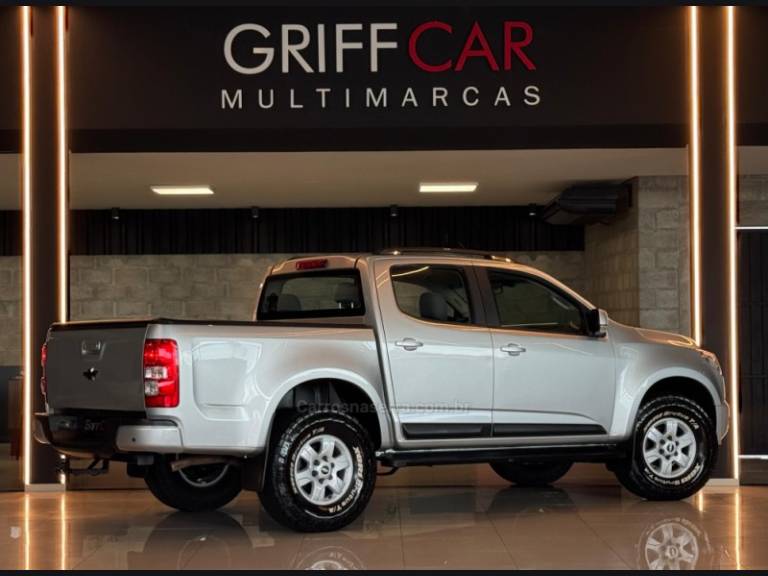 CHEVROLET - S10 - 2014/2014 - Prata - R$ 104.900,00