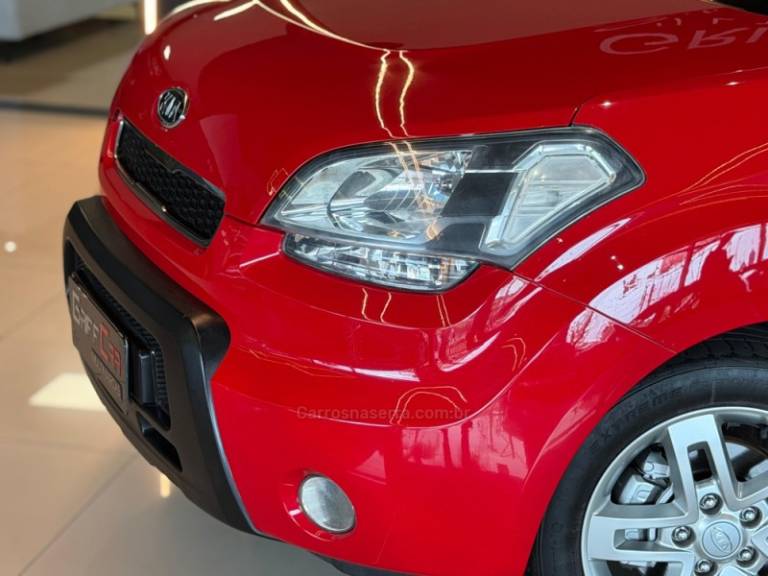 KIA MOTORS - SOUL - 2009/2010 - Vermelha - R$ 44.900,00