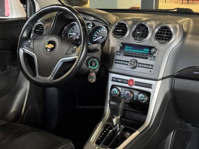 CHEVROLET - CAPTIVA - 2012/2013 - Branca - R$ 49.900,00