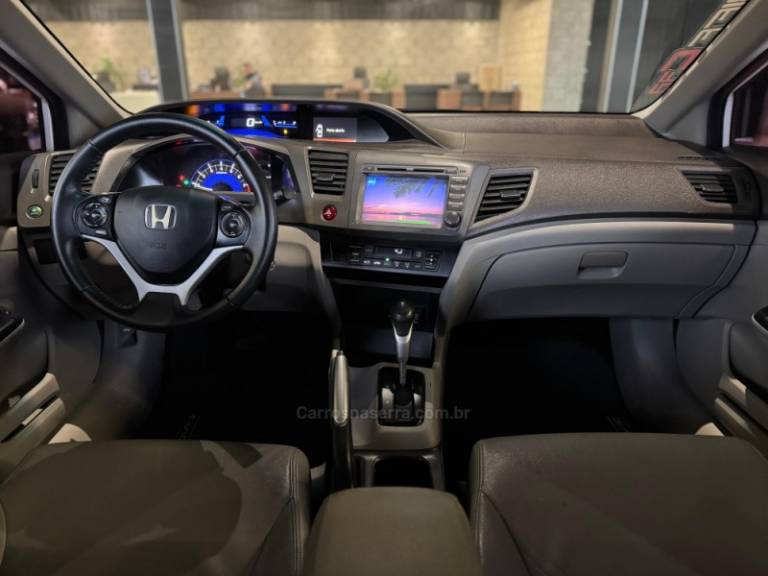HONDA - CIVIC - 2011/2012 - Branca - R$ 69.900,00