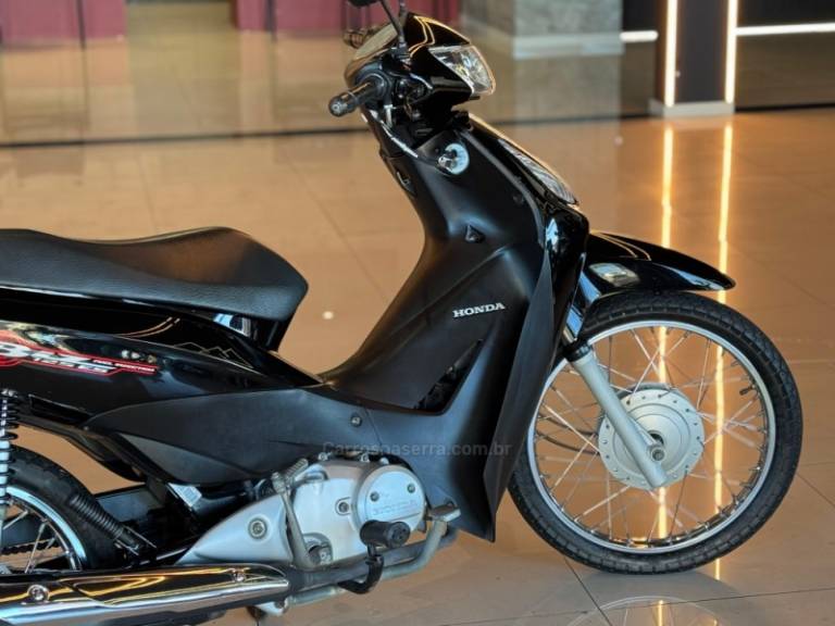 HONDA - BIZ 125 - 2009/2010 - Preta - R$ 9.500,00