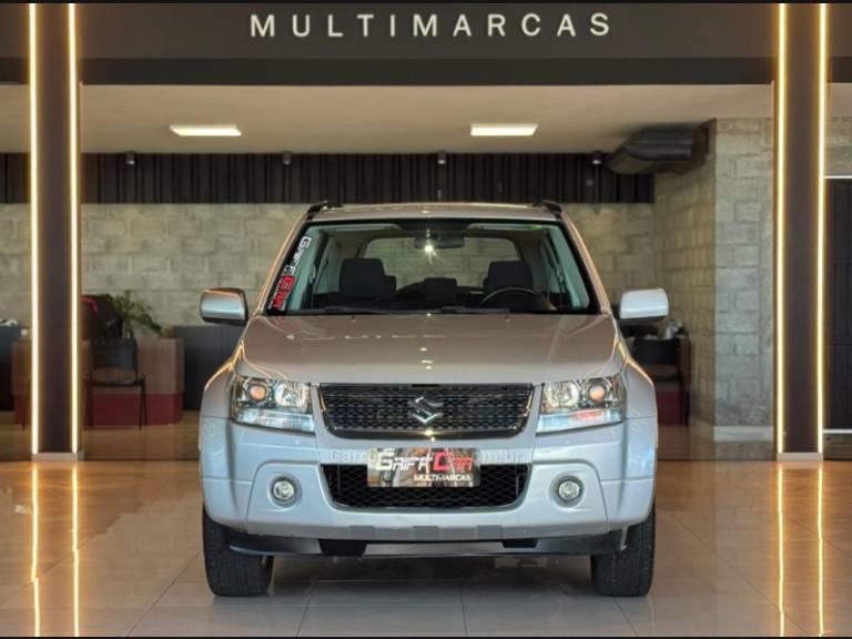 SUZUKI - GRAND VITARA - 2011/2012 - Prata - R$ 54.900,00