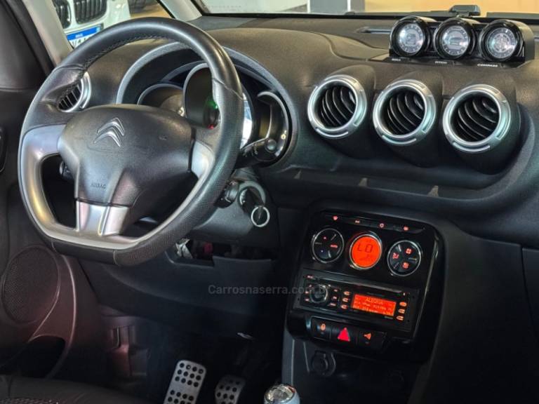 CITROËN - C3 AIRCROSS - 2012/2013 - Branca - R$ 31.900,00