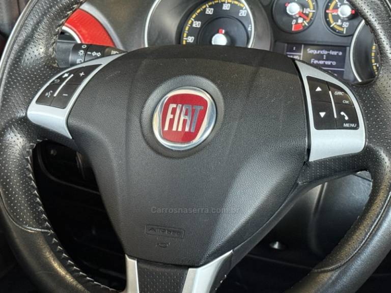 FIAT - PUNTO - 2014/2014 - Vermelha - R$ 89.900,00