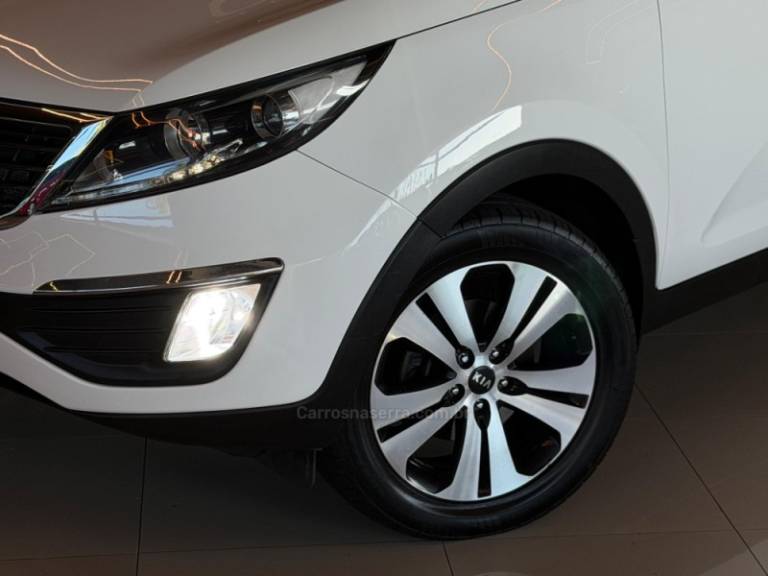 KIA MOTORS - SPORTAGE - 2013/2014 - Branca - R$ 87.900,00