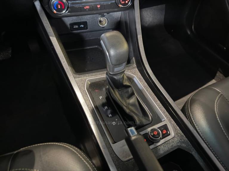 CHERY - TIGGO - 2021/2022 - Vermelha - R$ 79.900,00