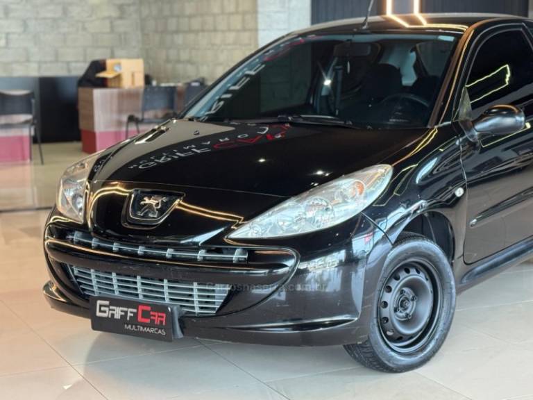 PEUGEOT - 207 - 2011/2012 - Preta - R$ 16.900,00