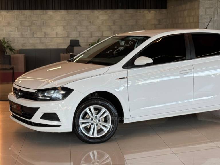 VOLKSWAGEN - POLO - 2018/2018 - Branca - R$ 66.900,00
