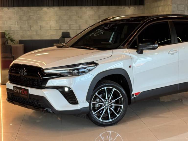TOYOTA - COROLLA - 2024/2024 - Branca - R$ 169.900,00