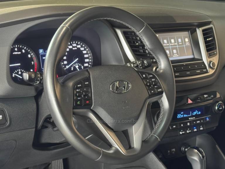 HYUNDAI - TUCSON - 2021/2022 - Cinza - R$ 129.900,00