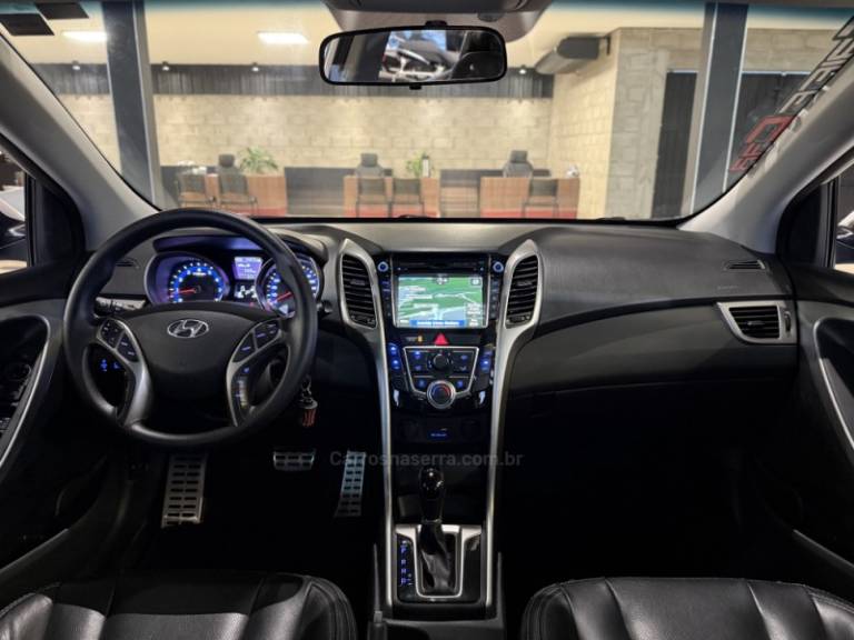 HYUNDAI - I30 - 2015/2016 - Prata - R$ 91.900,00