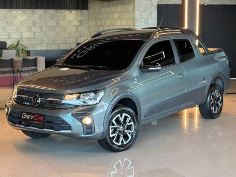 VOLKSWAGEN - SAVEIRO - 2024/2025 - Cinza - R$ 117.900,00