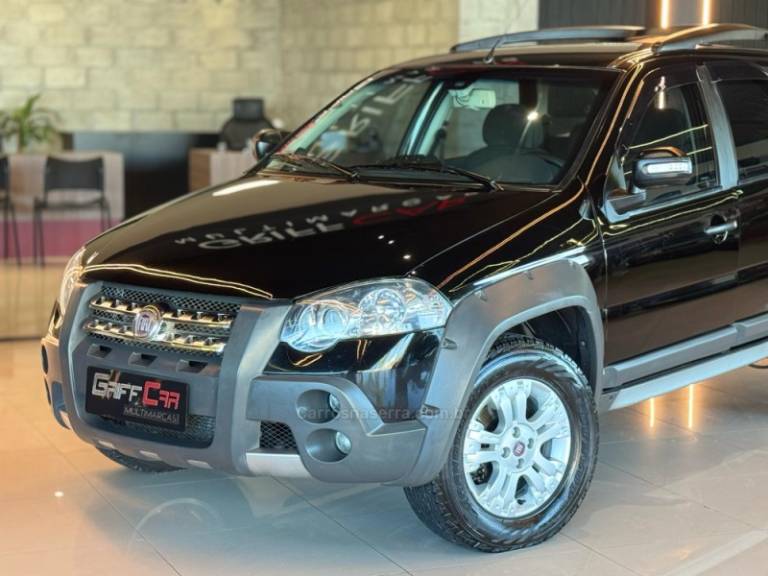 FIAT - PALIO - 2011/2012 - Preta - R$ 44.900,00