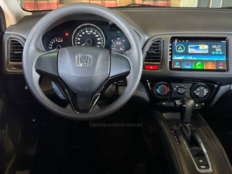 HONDA - HR-V - 2015/2016 - Prata - R$ 85.900,00