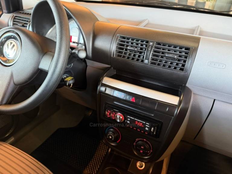 VOLKSWAGEN - SPACEFOX - 2009/2010 - Cinza - R$ 38.900,00