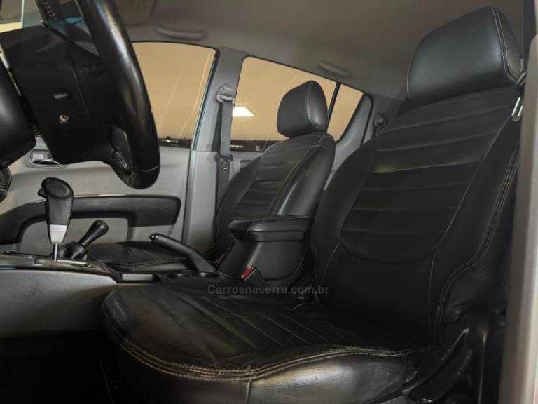 MITSUBISHI - L200 TRITON - 2014/2015 - Branca - R$ 139.900,00