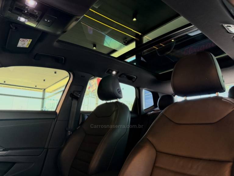 VOLKSWAGEN - TAOS - 2022/2022 - Branca - R$ 149.900,00