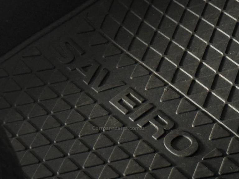 VOLKSWAGEN - SAVEIRO - 2016/2017 - Branca - R$ 51.900,00