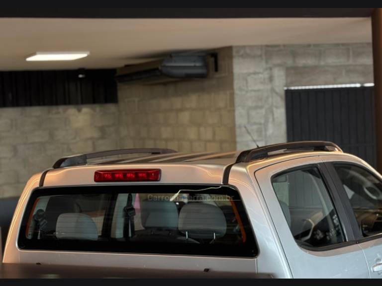 CHEVROLET - S10 - 2014/2014 - Prata - R$ 104.900,00