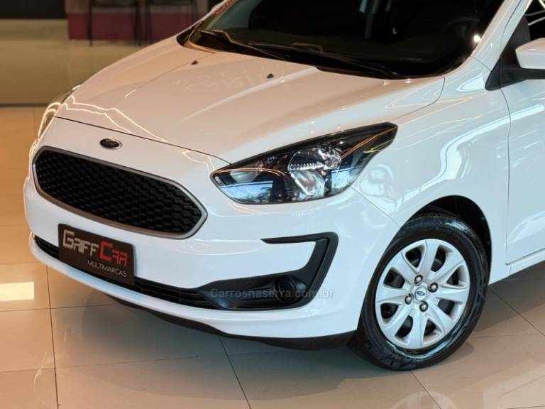 FORD - KA - 2019/2020 - Branca - R$ 54.900,00