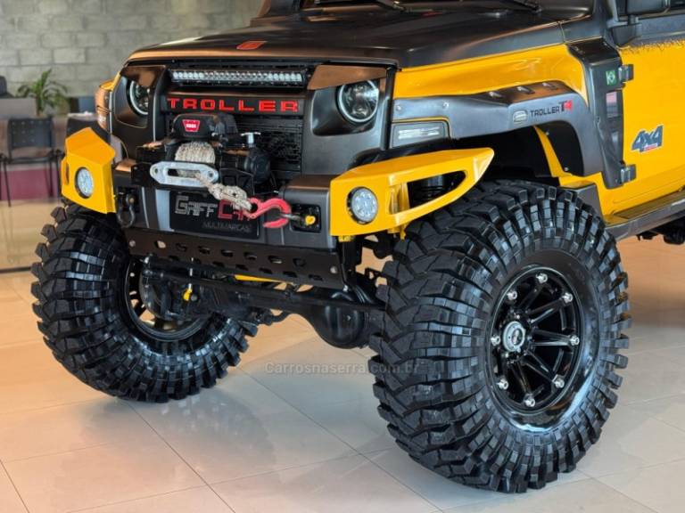 TROLLER - T4 BOLD - 2016/2017 - Amarela - R$ 269.900,00