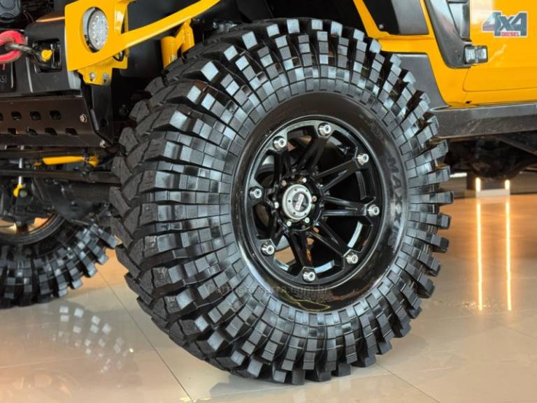 TROLLER - T4 BOLD - 2016/2017 - Amarela - R$ 269.900,00