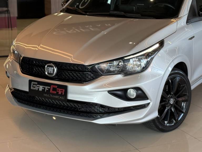 FIAT - CRONOS - 2020/2020 - Prata - Sob Consulta