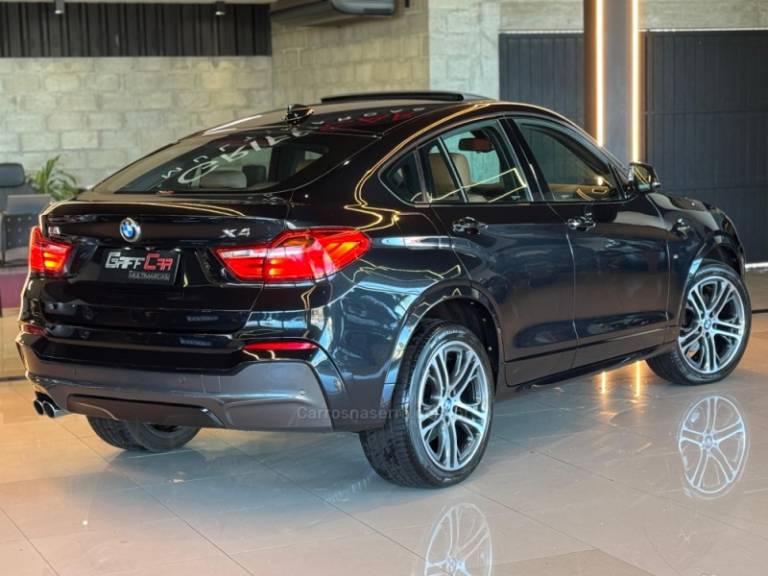 BMW - X4 - 2015/2016 - Preta - R$ 164.900,00