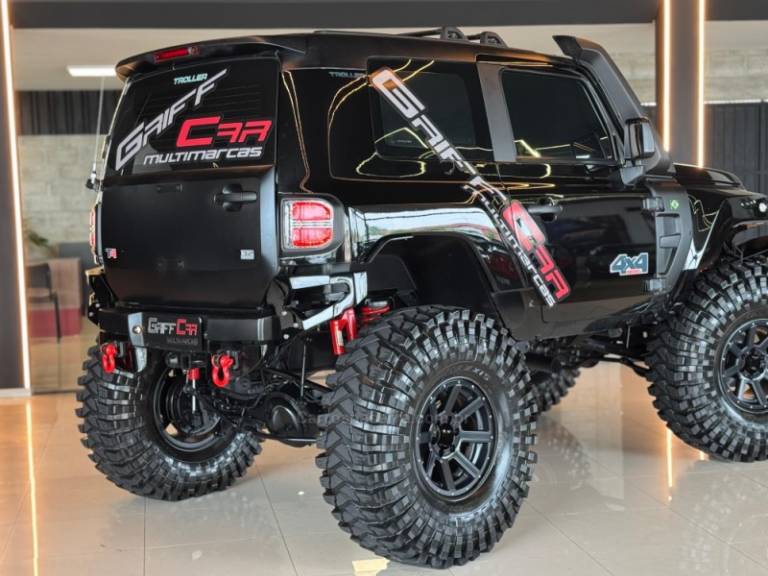 TROLLER - T4 - 2014/2015 - Preta - R$ 239.900,00