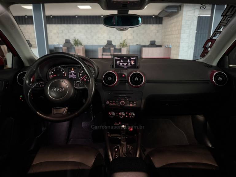 AUDI - A1 - 2011/2011 - Vermelha - R$ 64.900,00