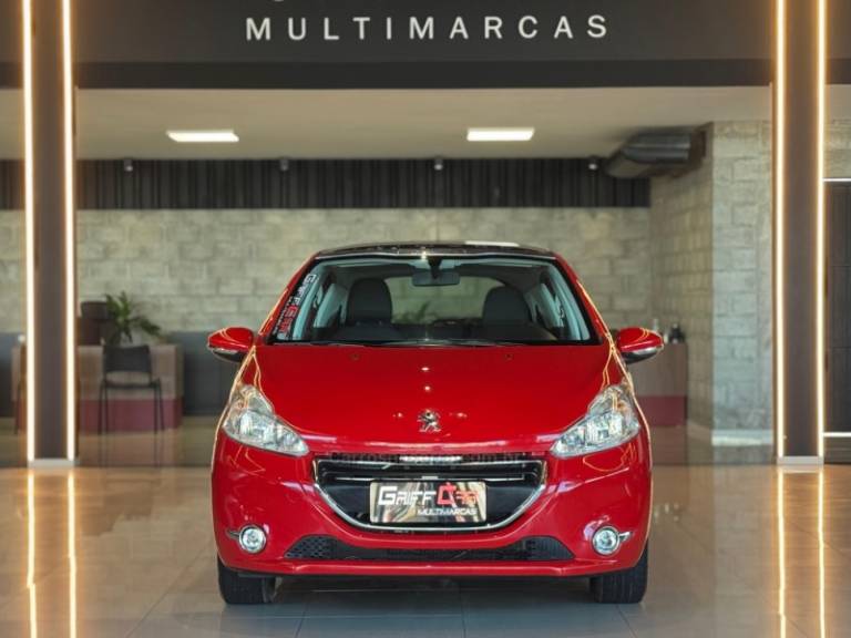 PEUGEOT - 208 - 2014/2015 - Vermelha - R$ 45.900,00