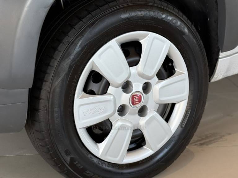 FIAT - UNO - 2014/2014 - Prata - R$ 39.900,00