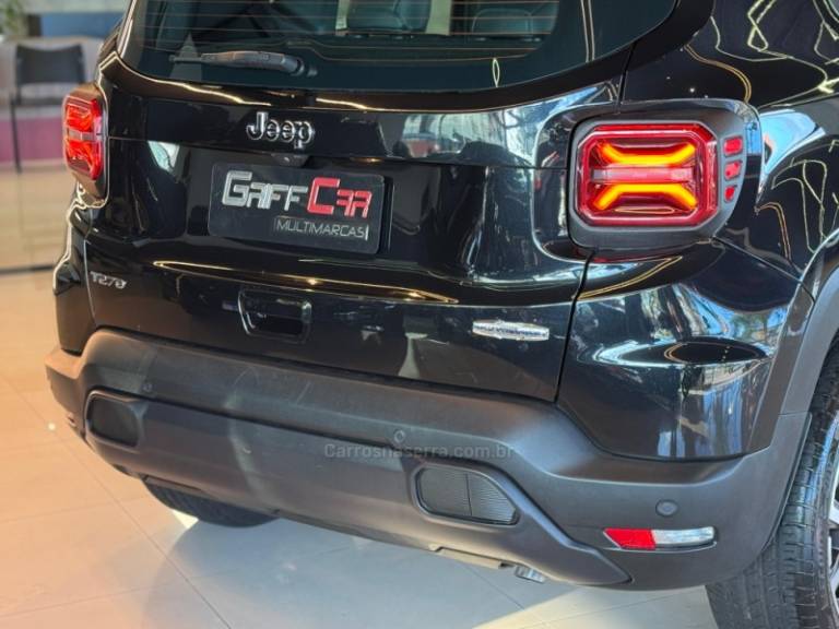 JEEP - RENEGADE - 2023/2024 - Preta - R$ 121.900,00