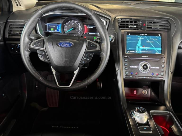 FORD - FUSION - 2018/2018 - Branca - R$ 89.900,00