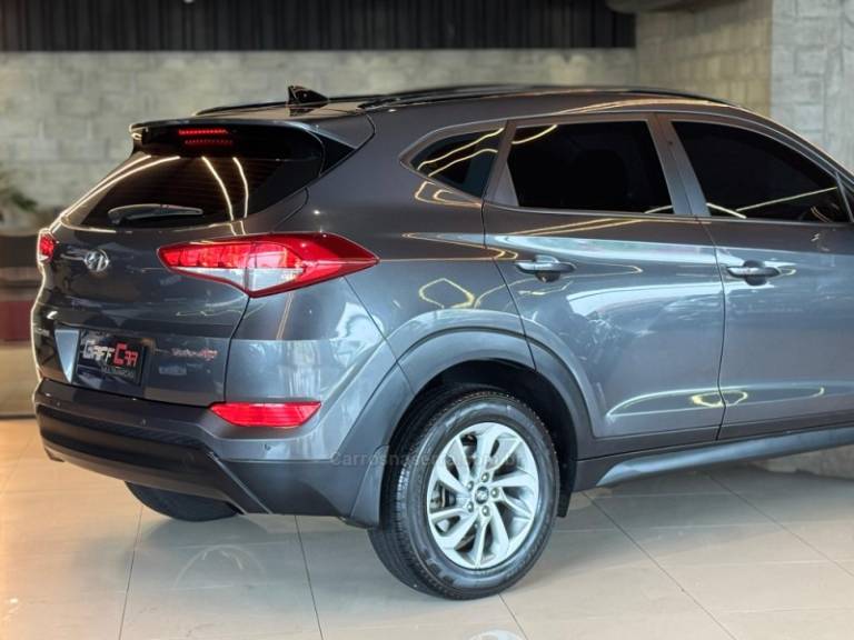 HYUNDAI - TUCSON - 2021/2022 - Cinza - R$ 129.900,00