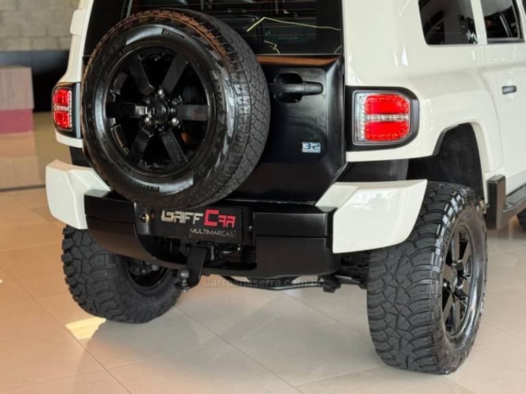 TROLLER - T4 - 2016/2016 - Branca - R$ 169.900,00