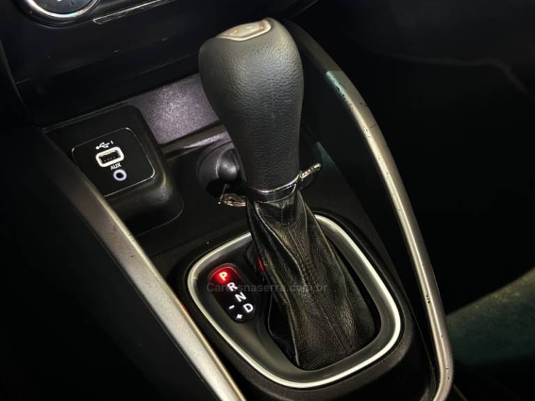 FIAT - CRONOS - 2020/2020 - Prata - Sob Consulta