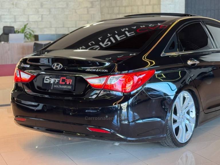 HYUNDAI - SONATA - 2012/2013 - Preta - R$ 73.900,00