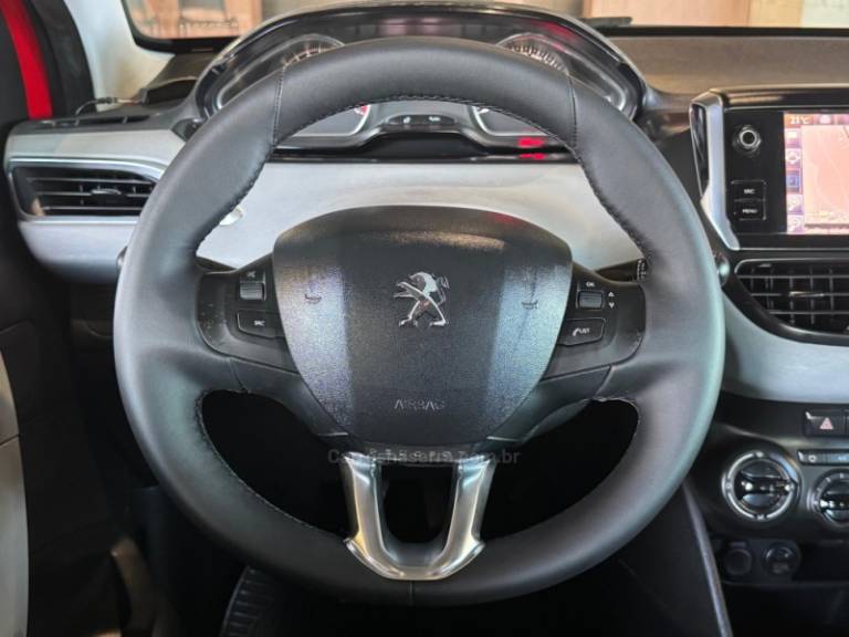 PEUGEOT - 208 - 2014/2015 - Vermelha - R$ 45.900,00