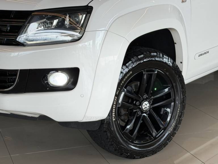 VOLKSWAGEN - AMAROK - 2015/2015 - Branca - R$ 114.900,00