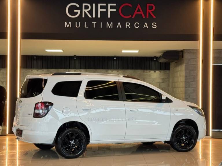 CHEVROLET - SPIN - 2012/2013 - Branca - R$ 57.900,00