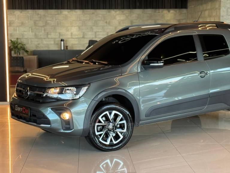 VOLKSWAGEN - SAVEIRO - 2024/2025 - Cinza - R$ 117.900,00