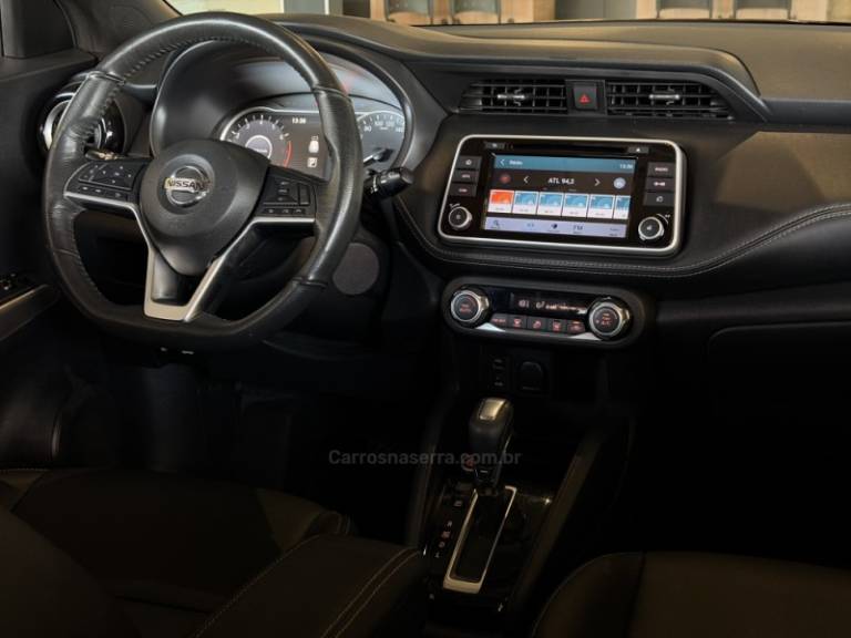 NISSAN - KICKS - 2019/2020 - Marrom - R$ 86.900,00