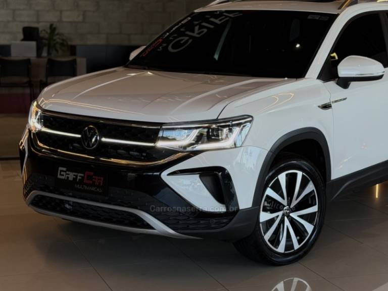 VOLKSWAGEN - TAOS - 2022/2022 - Branca - R$ 149.900,00