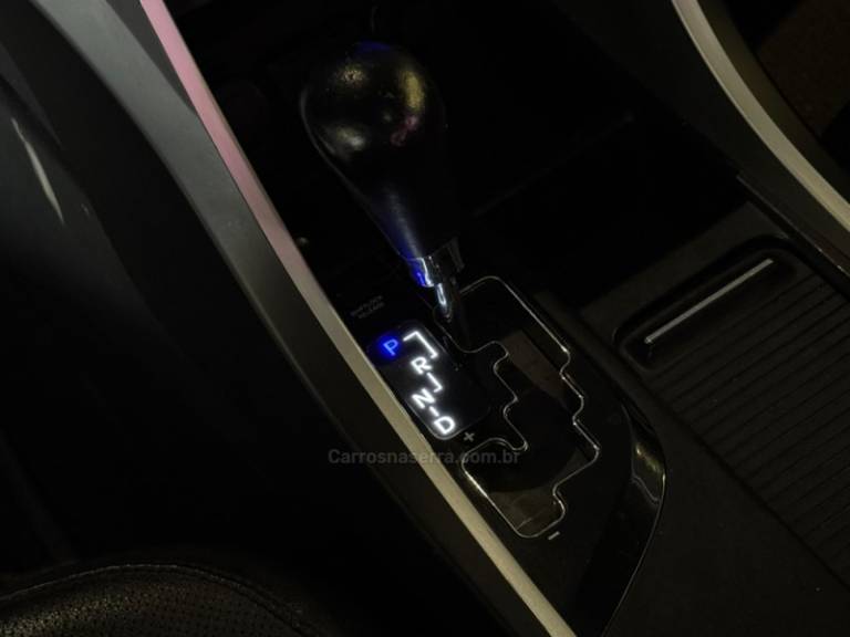 HYUNDAI - SONATA - 2011/2012 - Prata - R$ 72.900,00